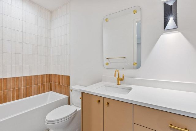 607 Westbrook DR, Austin, TX 78746