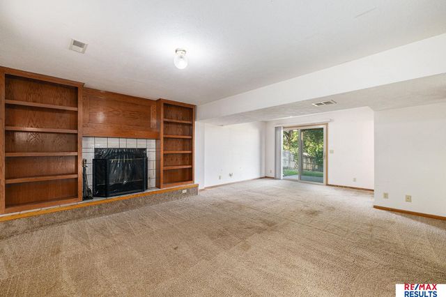 912 Bordeaux Avenue, Bellevue, NE 68123