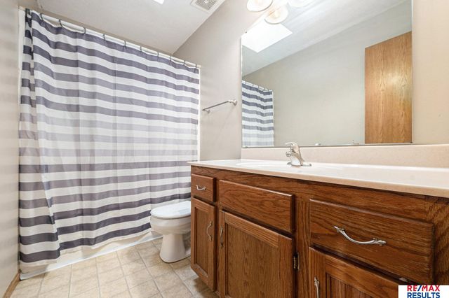 912 Bordeaux Avenue, Bellevue, NE 68123