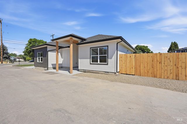 914 S Roosevelt St, Boise, ID 83705