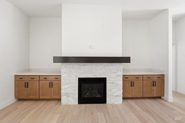 914 S Roosevelt St, Boise, ID 83705