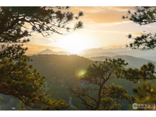 634 Fountaintree Ln, Boulder, CO 80304