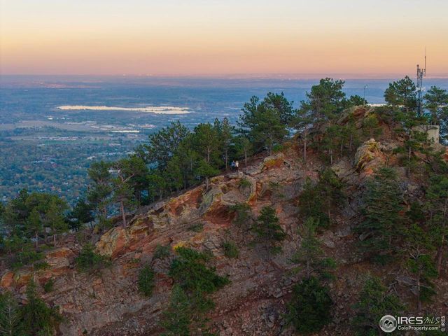 634 Fountaintree Ln, Boulder, CO 80304