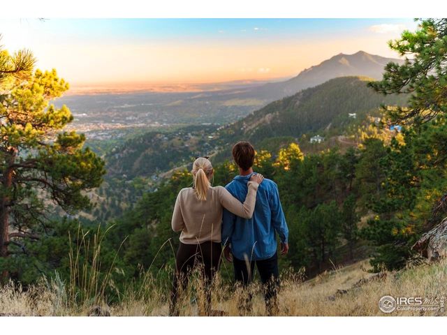 634 Fountaintree Ln, Boulder, CO 80304