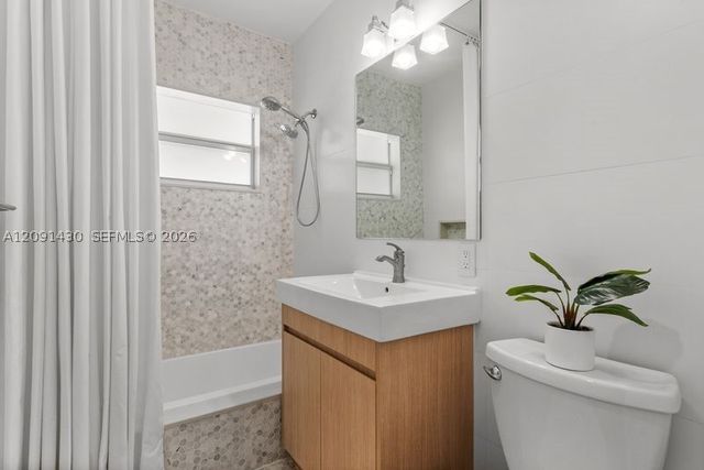 1021 Matanzas Ave, Coral Gables, FL 33146