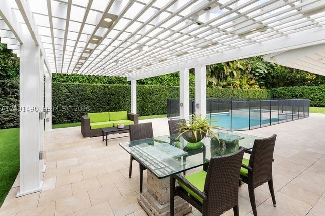 1021 Matanzas Ave, Coral Gables, FL 33146