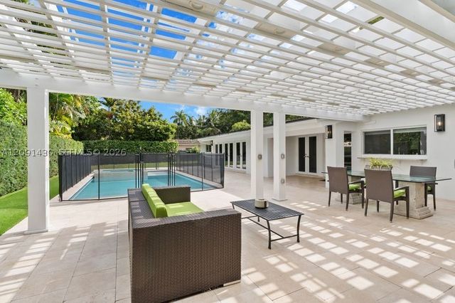 1021 Matanzas Ave, Coral Gables, FL 33146