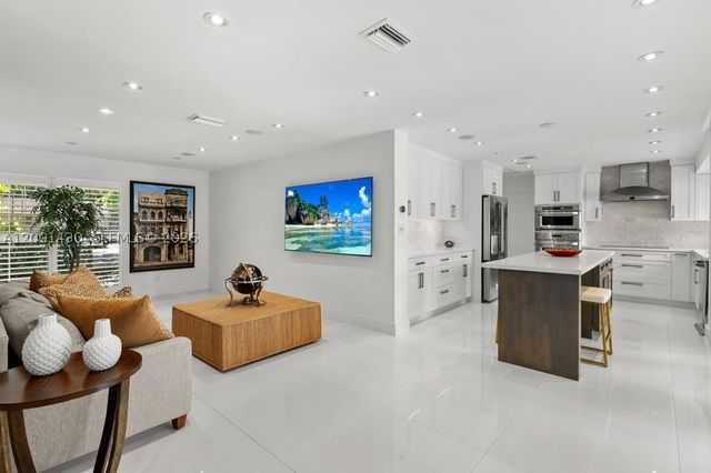 1021 Matanzas Ave, Coral Gables, FL 33146