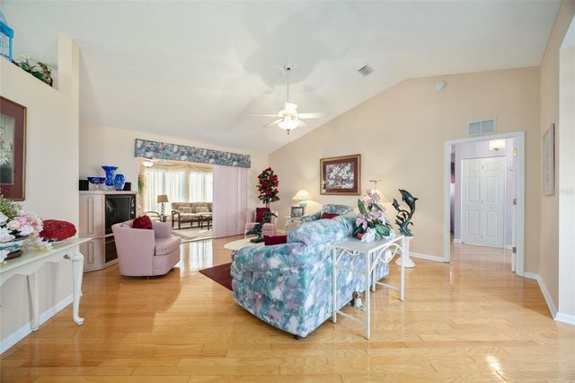 5146 NW 21ST LOOP, Ocala, FL 34482