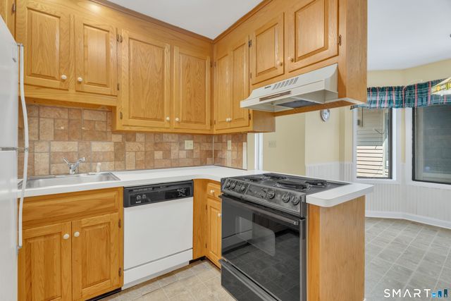 200 Treadwell Street 204, Hamden, CT 06517