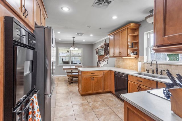 3414 E Orange Street, Pearland, TX 77581