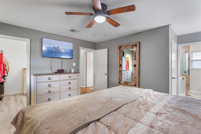 3414 E Orange Street, Pearland, TX 77581