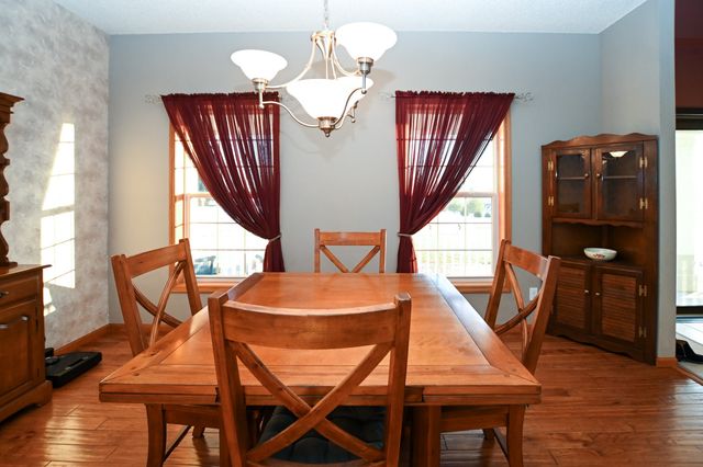 1835 Somerset Drive, Marion, IA 52302