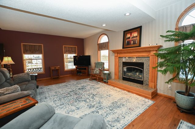 1835 Somerset Drive, Marion, IA 52302