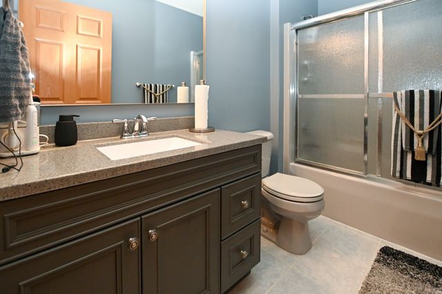 1835 Somerset Drive, Marion, IA 52302