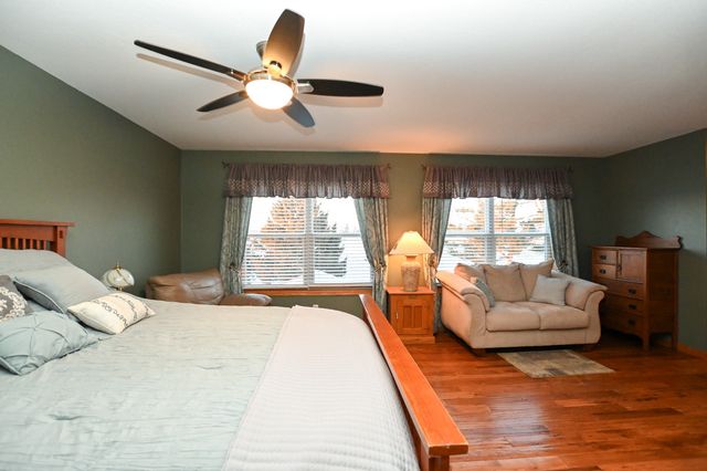 1835 Somerset Drive, Marion, IA 52302