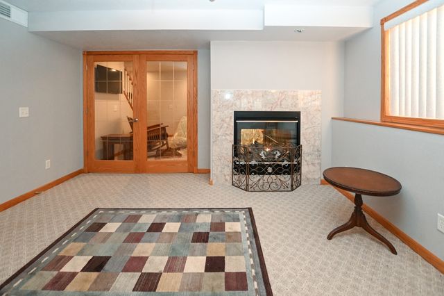 1835 Somerset Drive, Marion, IA 52302