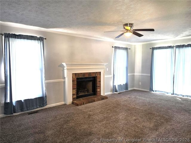 6812 Saint Julian Way, Fayetteville, NC 28314