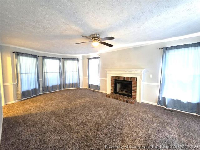6812 Saint Julian Way, Fayetteville, NC 28314