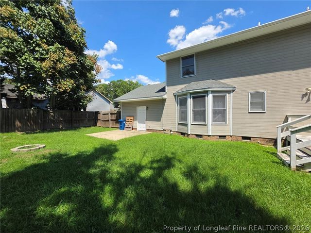 6812 Saint Julian Way, Fayetteville, NC 28314