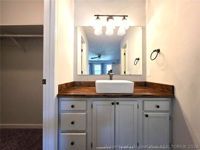 6812 Saint Julian Way, Fayetteville, NC 28314