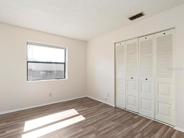 533 E CURLEW PLACE 533, Tarpon Springs, FL 34689