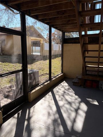 533 E CURLEW PLACE 533, Tarpon Springs, FL 34689