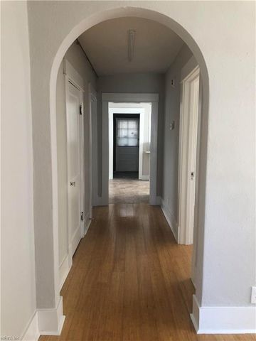 180 W Balview AVE, Norfolk, VA 23503