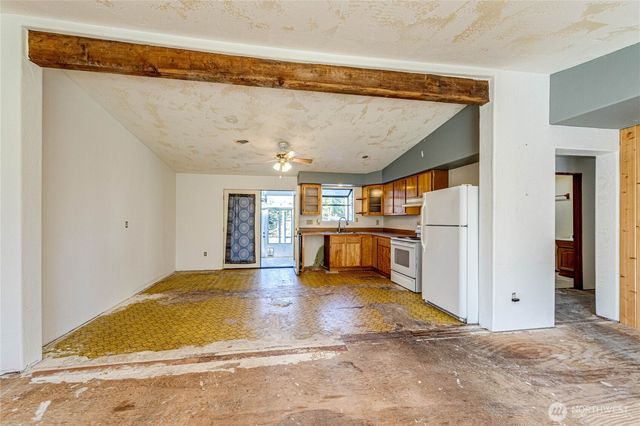 3962 Deer Park Road, Port Angeles, WA 98362