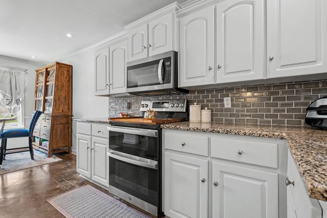 1440 oak shadows Drive, Sherwood, AR 72120