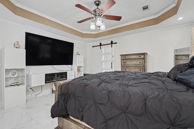 1440 oak shadows Drive, Sherwood, AR 72120