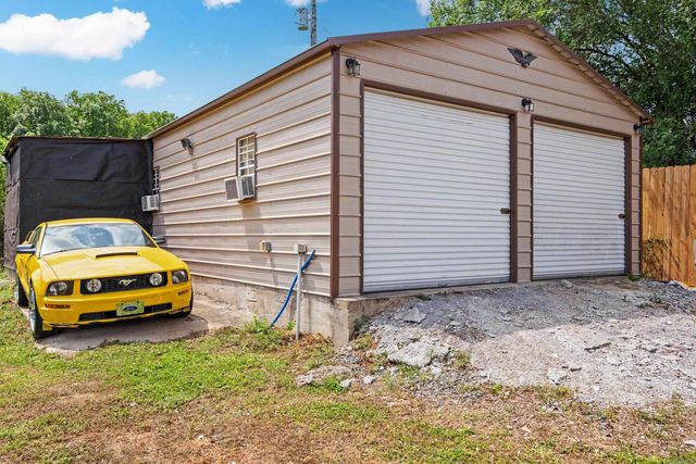 1440 oak shadows Drive, Sherwood, AR 72120