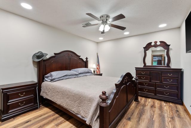 1360 Stanley Russ Rd, Conway, AR 72034