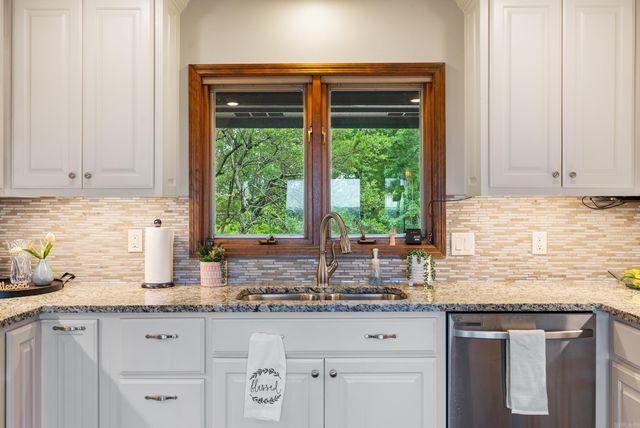 1360 Stanley Russ Rd, Conway, AR 72034