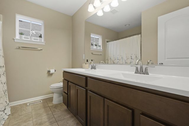 1066 E 115th Court, Crown Point, IN 46307