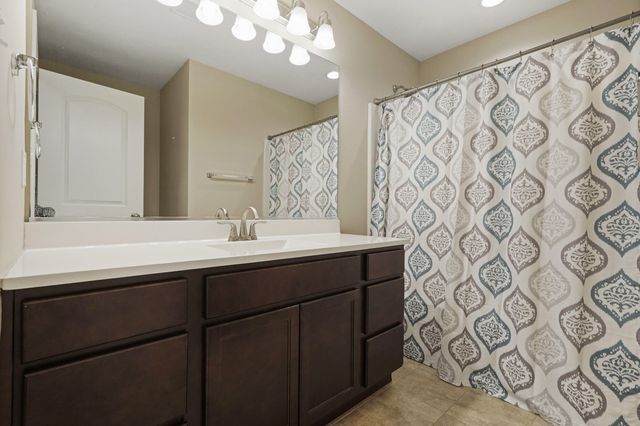 1066 E 115th Court, Crown Point, IN 46307