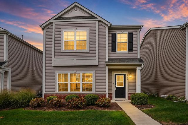 1066 E 115th Court, Crown Point, IN 46307