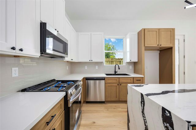 7129 Sidney Street A-B, Houston, TX 77021