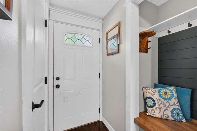 12107 W 79th Terrace, Lenexa, KS 66215