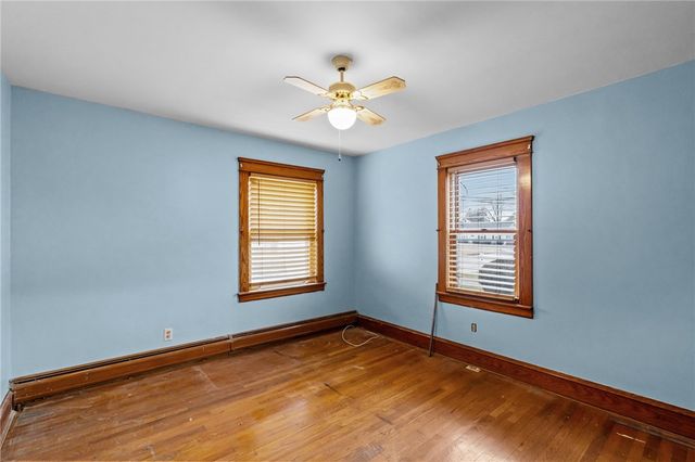 128 Warwick Road, Pawtucket, RI 02861