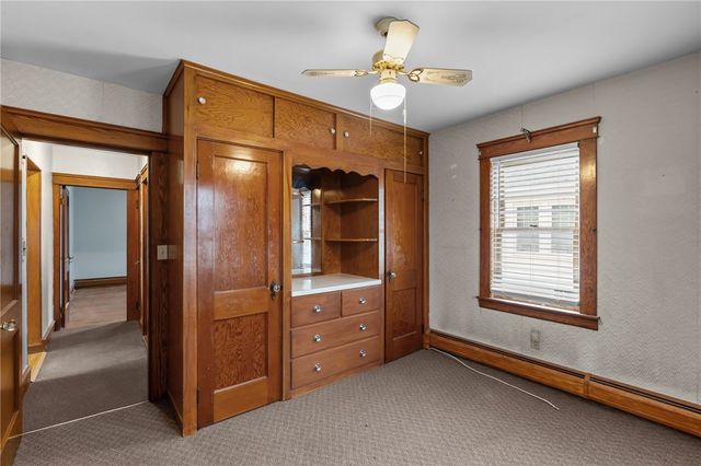 128 Warwick Road, Pawtucket, RI 02861