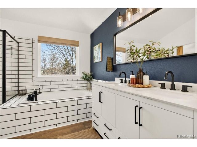 9800 Cheewall Ln, Parker, CO 80134