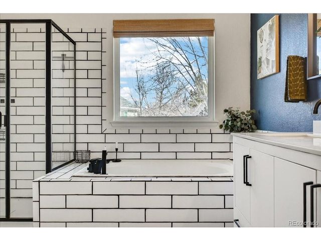 9800 Cheewall Ln, Parker, CO 80134