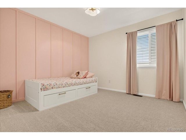 9800 Cheewall Ln, Parker, CO 80134