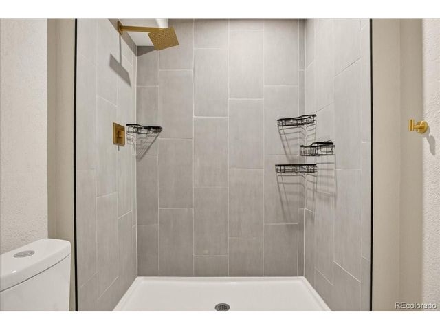 9800 Cheewall Ln, Parker, CO 80134