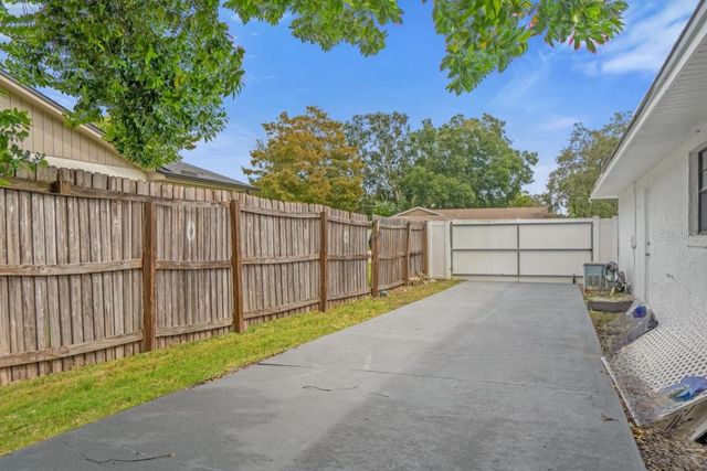 8241 CARAWAY DRIVE, Orlando, FL 32819