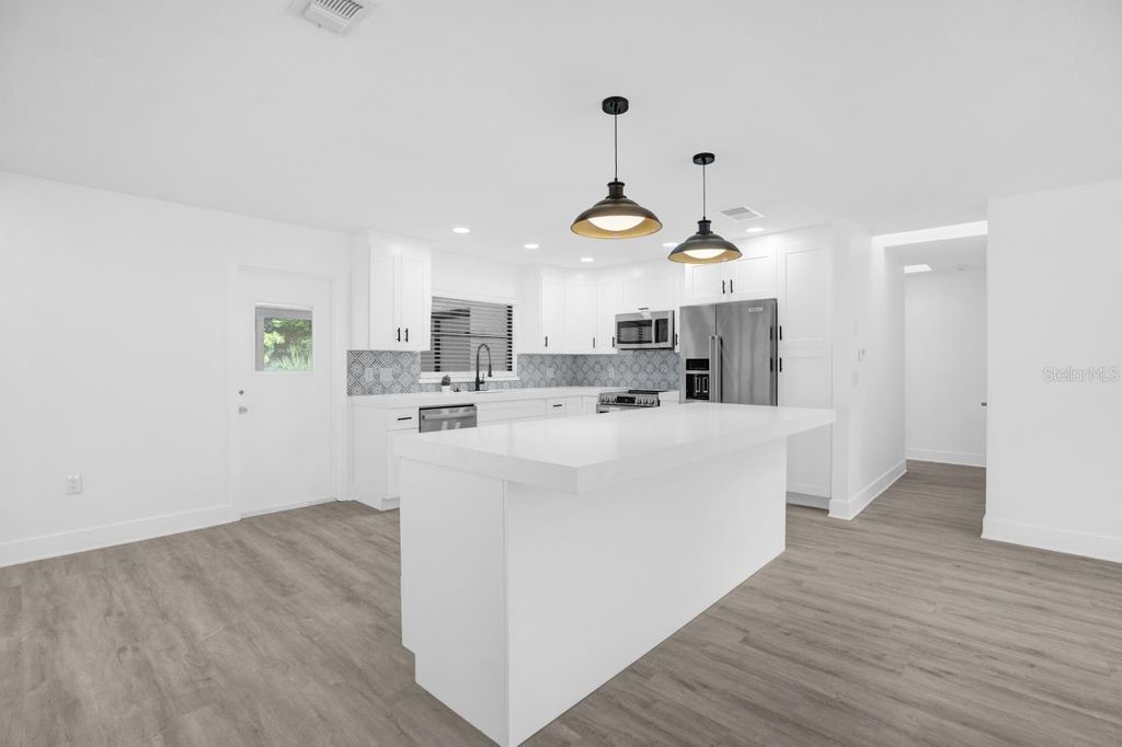 Image 12 of property listing at 8241 CARAWAY DRIVE, Orlando, FL 32819