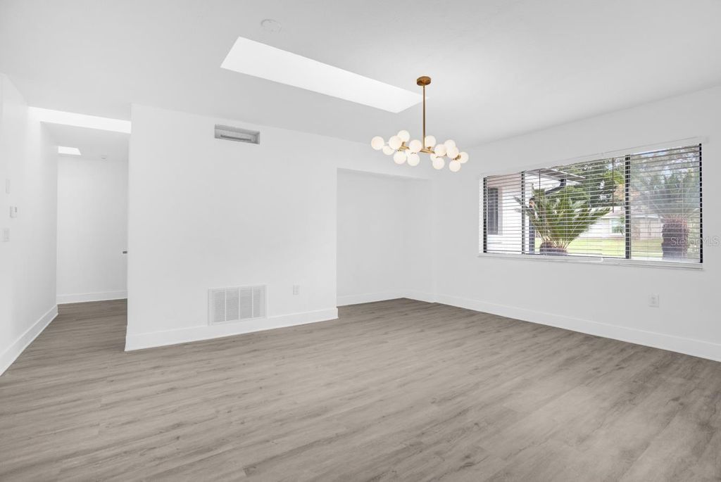 Image 19 of property listing at 8241 CARAWAY DRIVE, Orlando, FL 32819