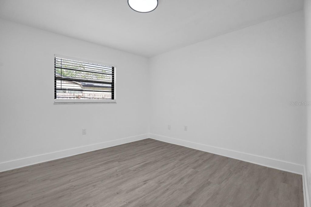 Image 21 of property listing at 8241 CARAWAY DRIVE, Orlando, FL 32819