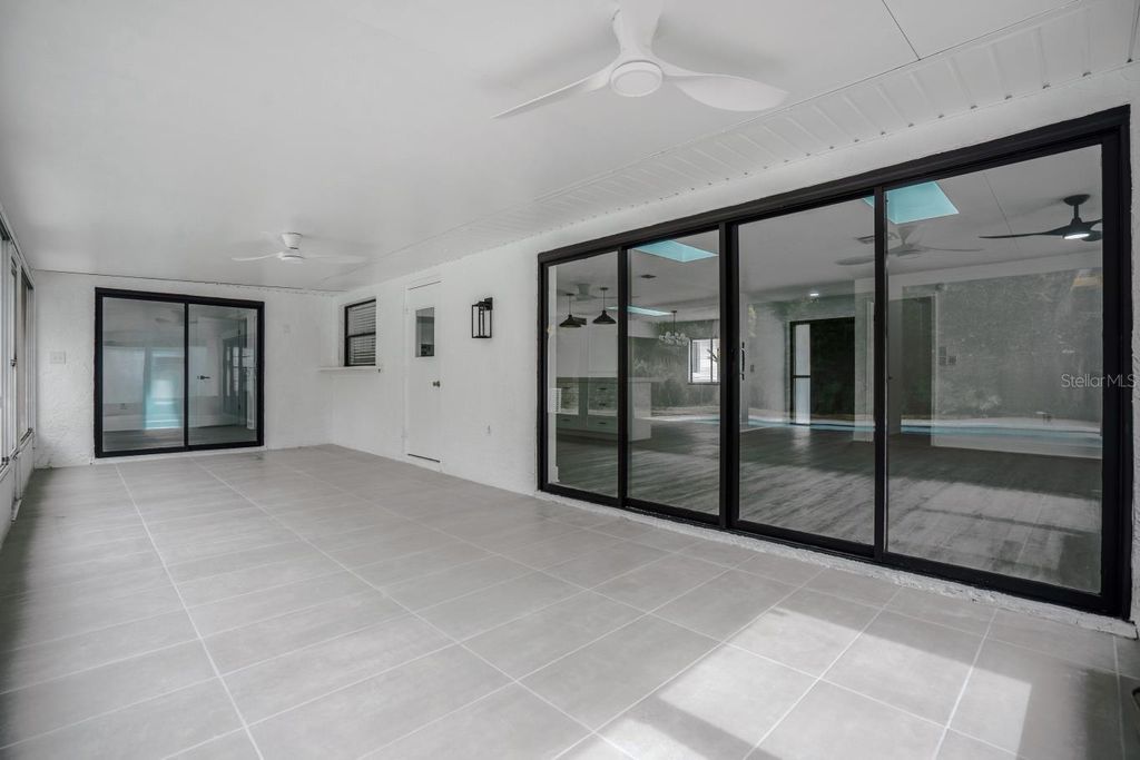 Image 27 of property listing at 8241 CARAWAY DRIVE, Orlando, FL 32819